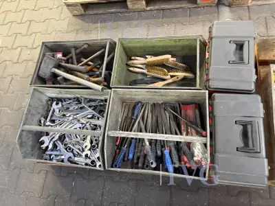 Posten Handwerkzeug – kavel bij IVG, Gütersloh