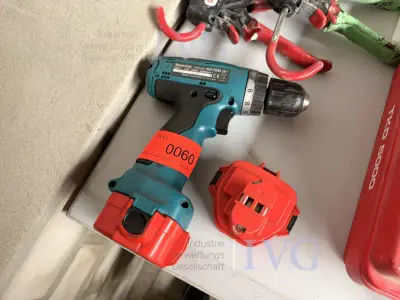 Akku-Schrauber MAKITA 627D – kavel bij IVG, Kirchlengern