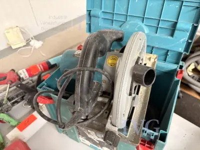 Handkreissäge MAKITA 5705R – kavel bij IVG, Kirchlengern