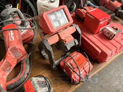 Akku-Baustrahler HILTI SL 6-22 – kavel bij IVG, Kirchlengern