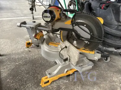Kapp-/Gehrungssäge DEWALT DWX 780-QS – kavel bij IVG, Krichlengern