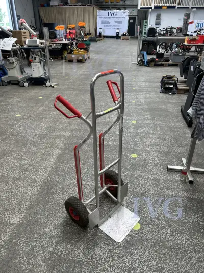 Sackkarre (silberfarbig/rot) – kavel bij IVG, Kirchlengern