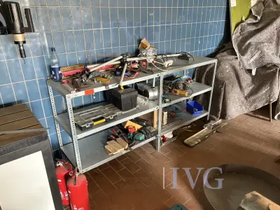 Stahl-Schraubregal – kavel bij IVG, Weener