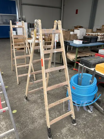 Holz-Stehleiter WÜRTH – kavel bij IVG, Kirchlengern