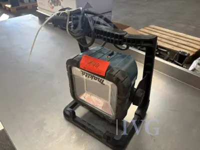 Baustrahler MAKITA DML805 – kavel bij IVG, Krichlengern