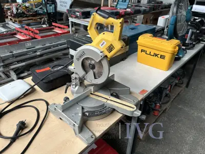 Kappsäge DEWALT DW771-QS TYPE 2 – kavel bij IVG, Kirchlengern