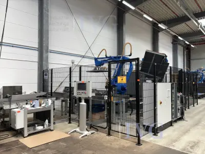 Roboterzelle zur Dosen-Aufstapelungsanlage auf Palette THULL – kavel bij IVG, Neuenburg
