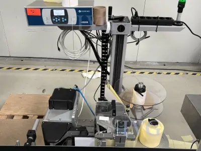 Continous-Inkjet-Drucker DOMINO M230i – kavel bij IVG, Neuenburg