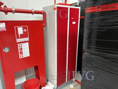 Stahl-Spind (grau/rot) – kavel bij IVG, Neuenburg