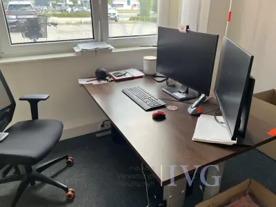 elektrisch höhenverstellbarer Schreibtisch – kavel bij IVG, Emsdetten