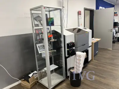 Glasvitrine – kavel bij IVG, Emsdetten