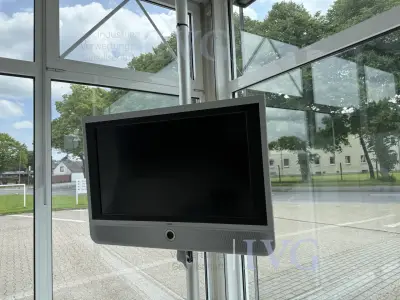 Flachbildmonitor LOEWE – kavel bij IVG, Wilhelmshaven