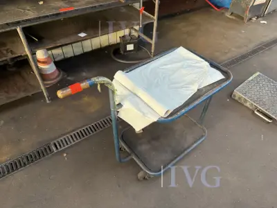 Transportwagen (blauw) – kavel bij IVG, Wilhelmshaven