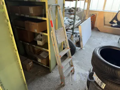 Aluminium trapladder – kavel bij IVG, Wilhelmshaven