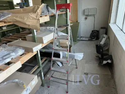 Aluminium trapladder LEIFHEIT – kavel bij IVG, Wilhelmshaven