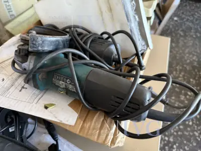 Winkelschleifer MAKITA 9558NW – kavel bij IVG, Wilhelmshaven