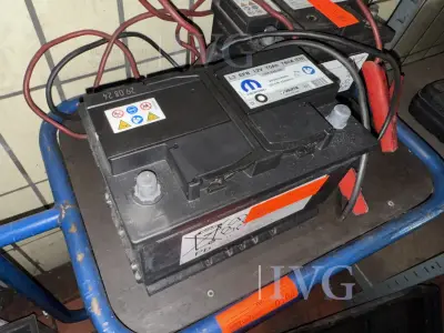 MOPAR-autobatterij – kavel bij IVG, Wilhelmshaven