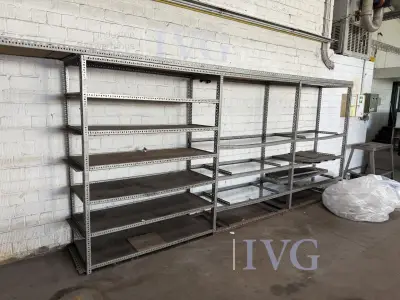 lfdm. Stahl-Schraubregale – kavel bij IVG, Wilhelmshaven