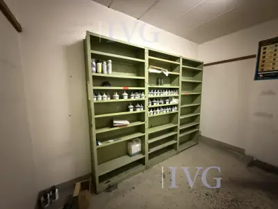 Stalen rekken (groen) – kavel bij IVG, Wilhelmshaven