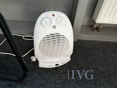 Verwarmingstoestel (wit) – kavel bij IVG, Wilhelmshaven