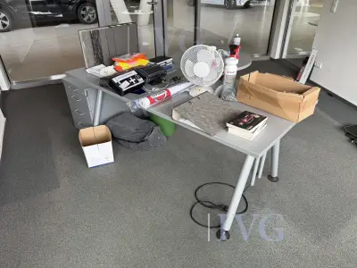 Schreibtisch (grau) – kavel bij IVG, Wilhelmshaven
