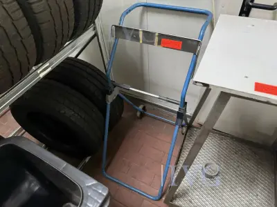 Afvalrek (blauw) – kavel bij IVG, Wilhelmshaven