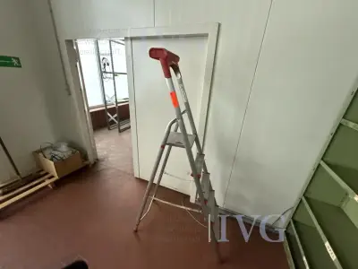 Aluminium trapladder LEIFHEIT – kavel bij IVG, Wilhelmshaven