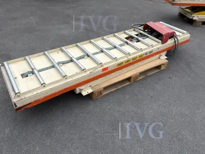 Heftafel met schaarmechanisme – kavel bij IVG, Salzkotten-Mantinghausen