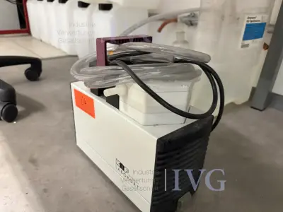 Laboratoriumvacuümpomp KNF N840FT-18 – kavel bij IVG, Reutlingen