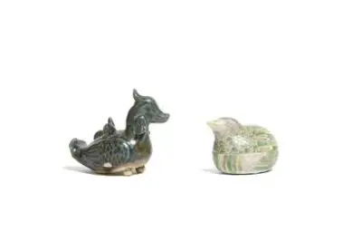 Chine, XIXe siècle Lot de deux animaux en porcelaine en émaux de la famille… – kavel bij Galerie Moderne, Elsene (Brussel)