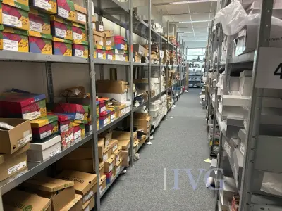 Staal-insteekrekken – kavel bij IVG, Stuttgart