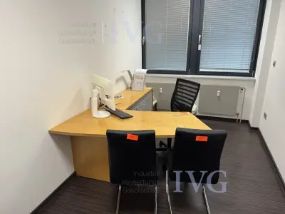Hoekcombinatie voor op het bureau – kavel bij IVG, Düsseldorf