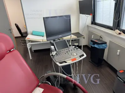 Ultrasone-apparaat ALPINION Ecube 8 – kavel bij IVG, Düsseldorf