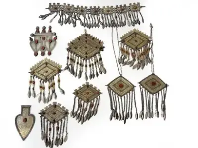Turkménistan, XIXe siècle Lot comprenant sept pendentifs, deux Asyk, et un collier en argent… – kavel bij Galerie Moderne, Elsene (Brussel)