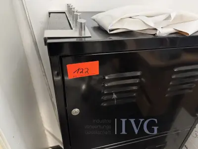 Stahlschrank – kavel bij IVG, Düsseldorf