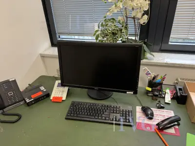 Desktop-PC HP – kavel bij IVG, Düsseldorf