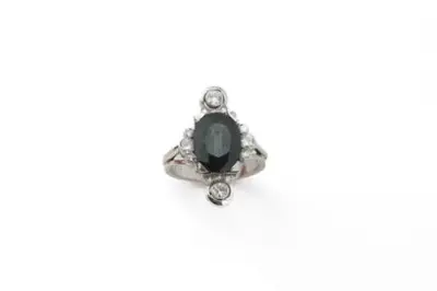 Bague en or blanc 18k (750°/°°) centrée d'un saphir – kavel bij Galerie Moderne, Elsene (Brussel)