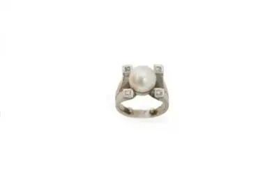 Bague en or blanc 18k (750°/°°) centrée d'une perle – kavel bij Galerie Moderne, Elsene (Brussel)