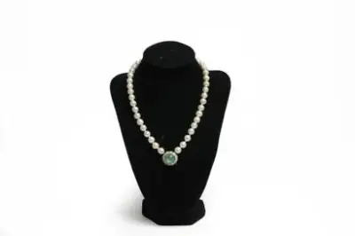 Collier de perles Akoya et pendentif en or jaune et – kavel bij Galerie Moderne, Elsene (Brussel)