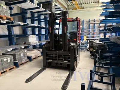 E-Vierwegestapler SCHÖLER Combilift/CBE3000 – kavel bij IVG, Mahlstetten