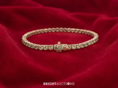 Gouden tennisarmband met natuurlijke saffieren – kavel bij Bright Auctions, Netherlands
