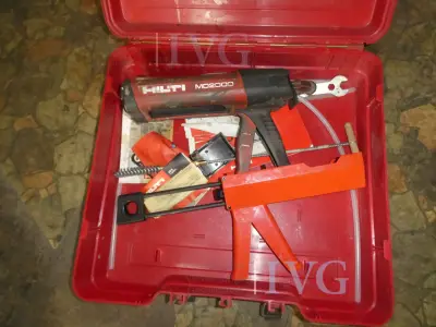2-Komponenten-Kartuschenpistole HILTI MD2000 – kavel bij IVG, Oberhausen