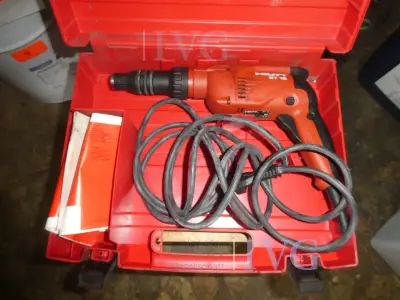 Trockenbauschrauber HILTI ST 18 – kavel bij IVG, Oberhausen