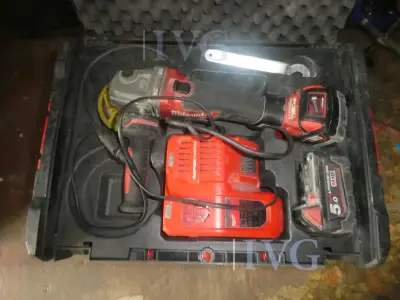 Akku-Winkelschleifer MILWAUKEE M18 CAG125X – kavel bij IVG, Oberhausen