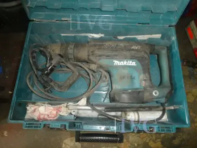 Abbruchhammer MAKITA AVT HM 1213c – kavel bij IVG, Oberhausen