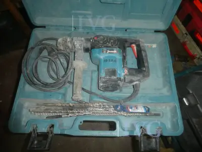 Bohrhammer MAKITA HR30000C – kavel bij IVG, Oberhausen