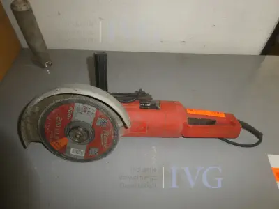 Winkelschleifer BLACK & DECKER KG2023 Typ 4 – kavel bij IVG, Oberhausen