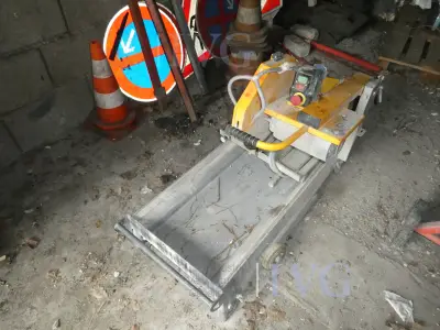 Natsnijmachine CEDIMA – kavel bij IVG, Oberhausen