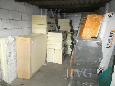Voorraad isolatiemateriaal – kavel bij IVG, Oberhausen