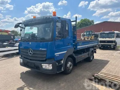 Dreiseitenkipper Mercedes Benz Atego 823/923K (2018) – kavel bij Blinto, Sittensen-Tiste